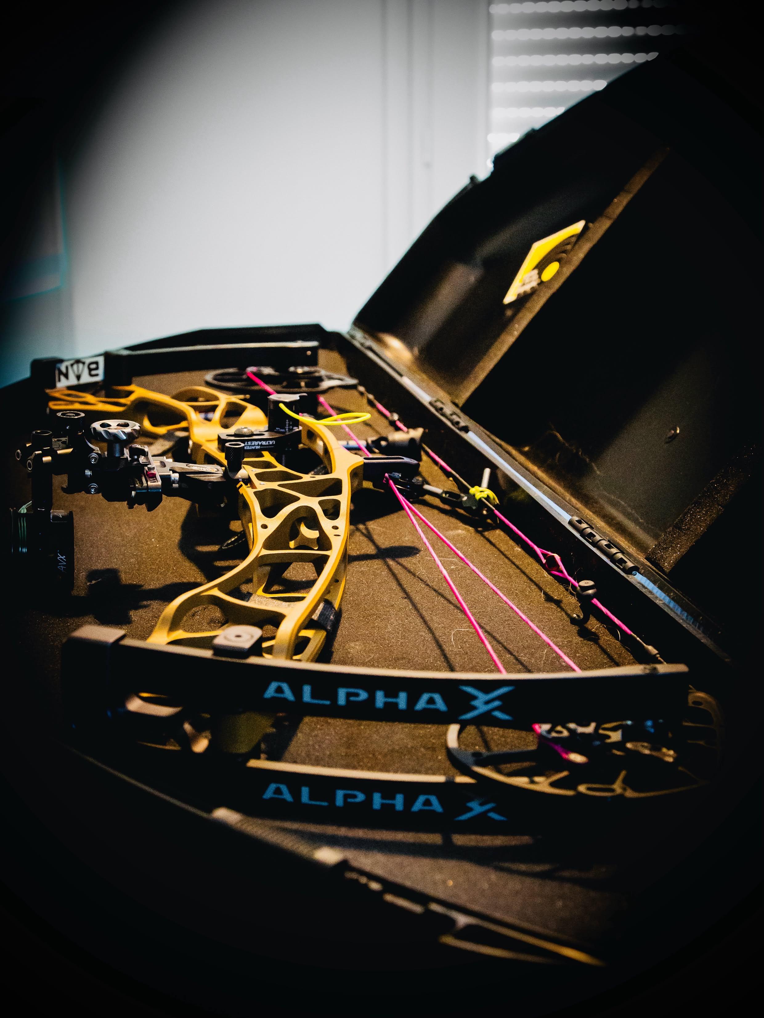 Hoyt Alpha AX 33 (2024) — Lot Complet Occasion — Dépôt-Vente