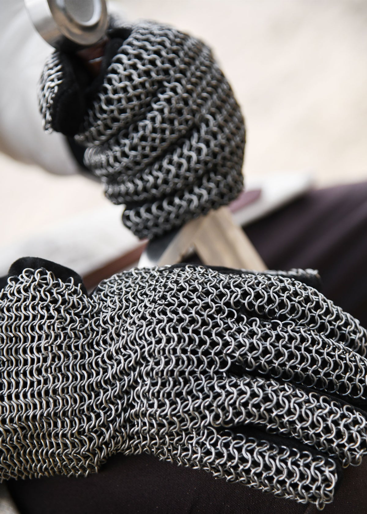 Gants à doigts en cuir et maille d'acier non traité