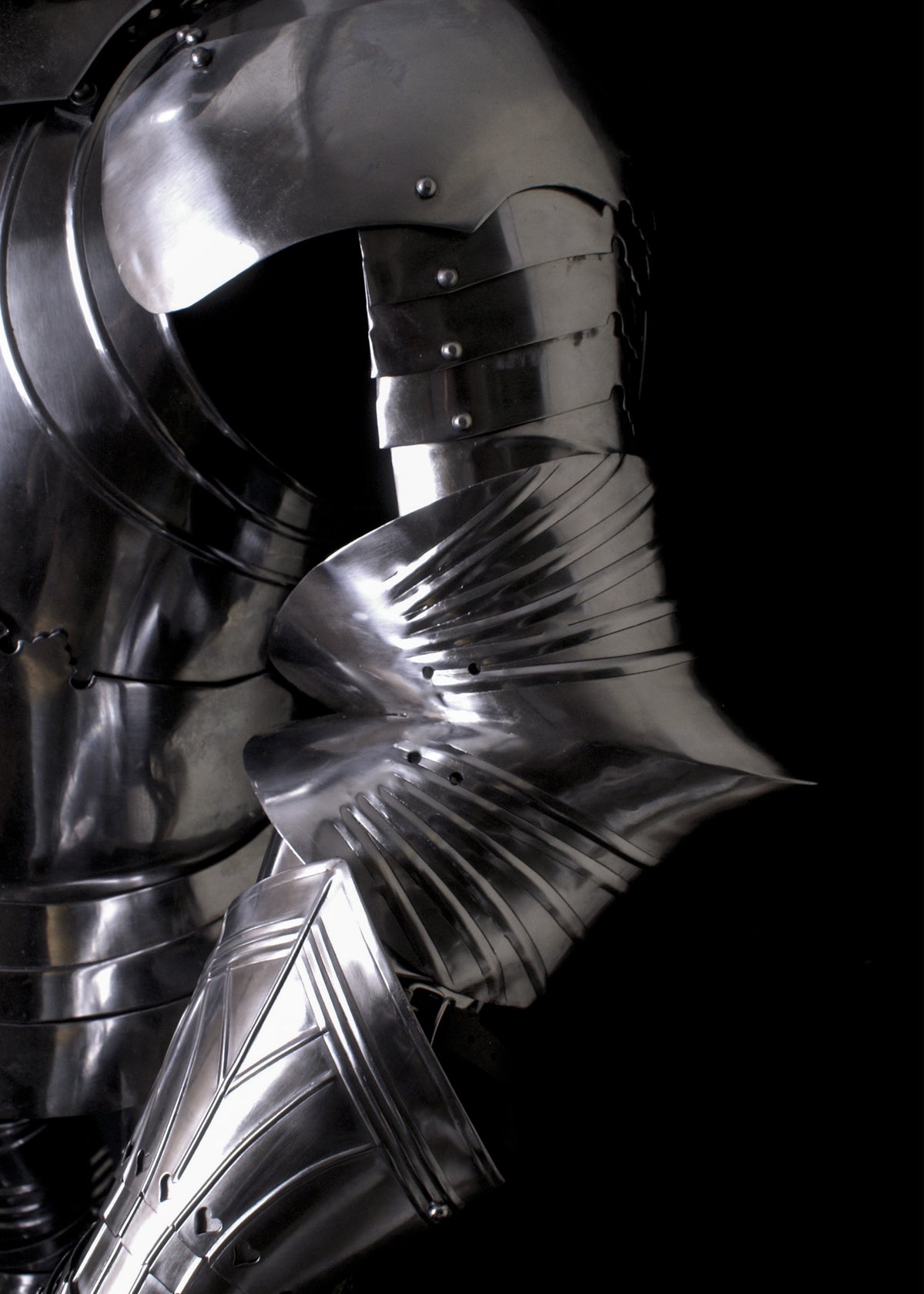 Armure de chevalier gothique complète en acier, fin XVe siècle