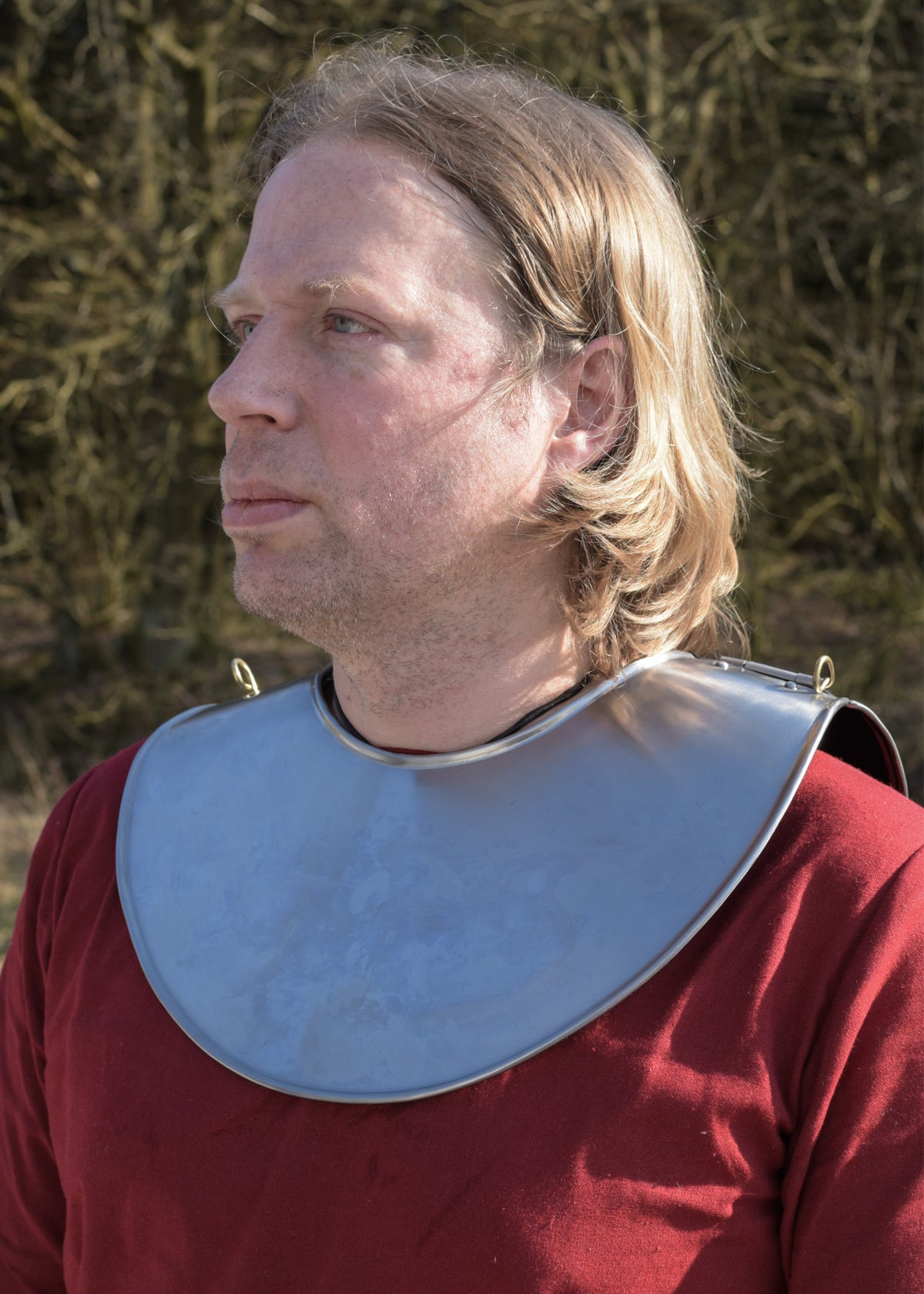 Gorgerin de gladiateur en acier poli