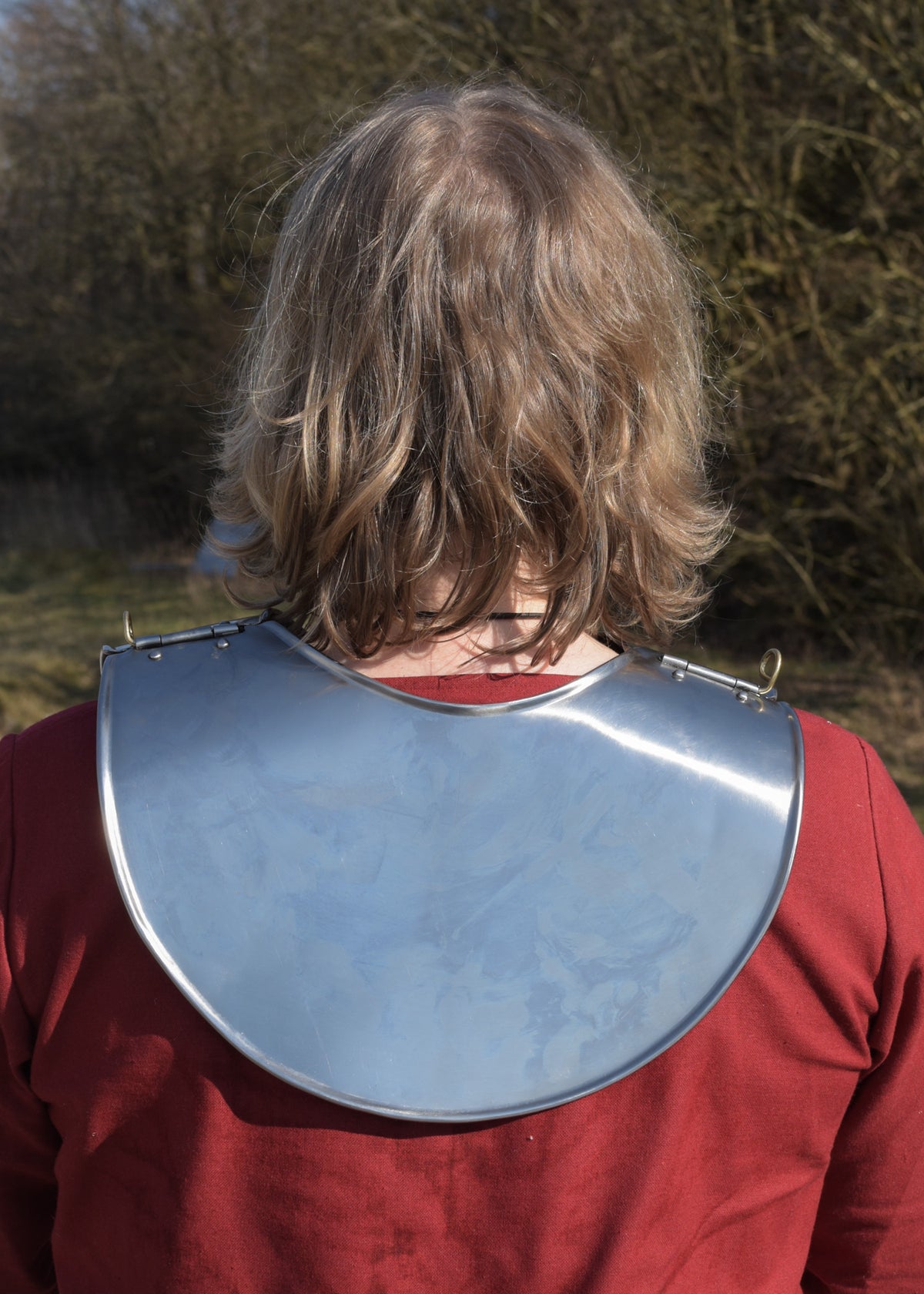 Gorgerin de gladiateur en acier poli