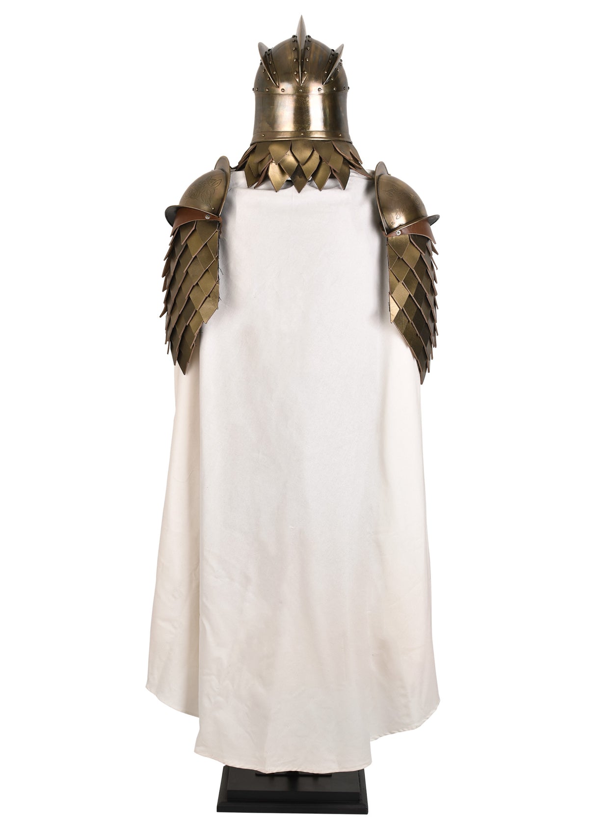 Armure de la Garde royale en acier finition laiton avec casque et cape
