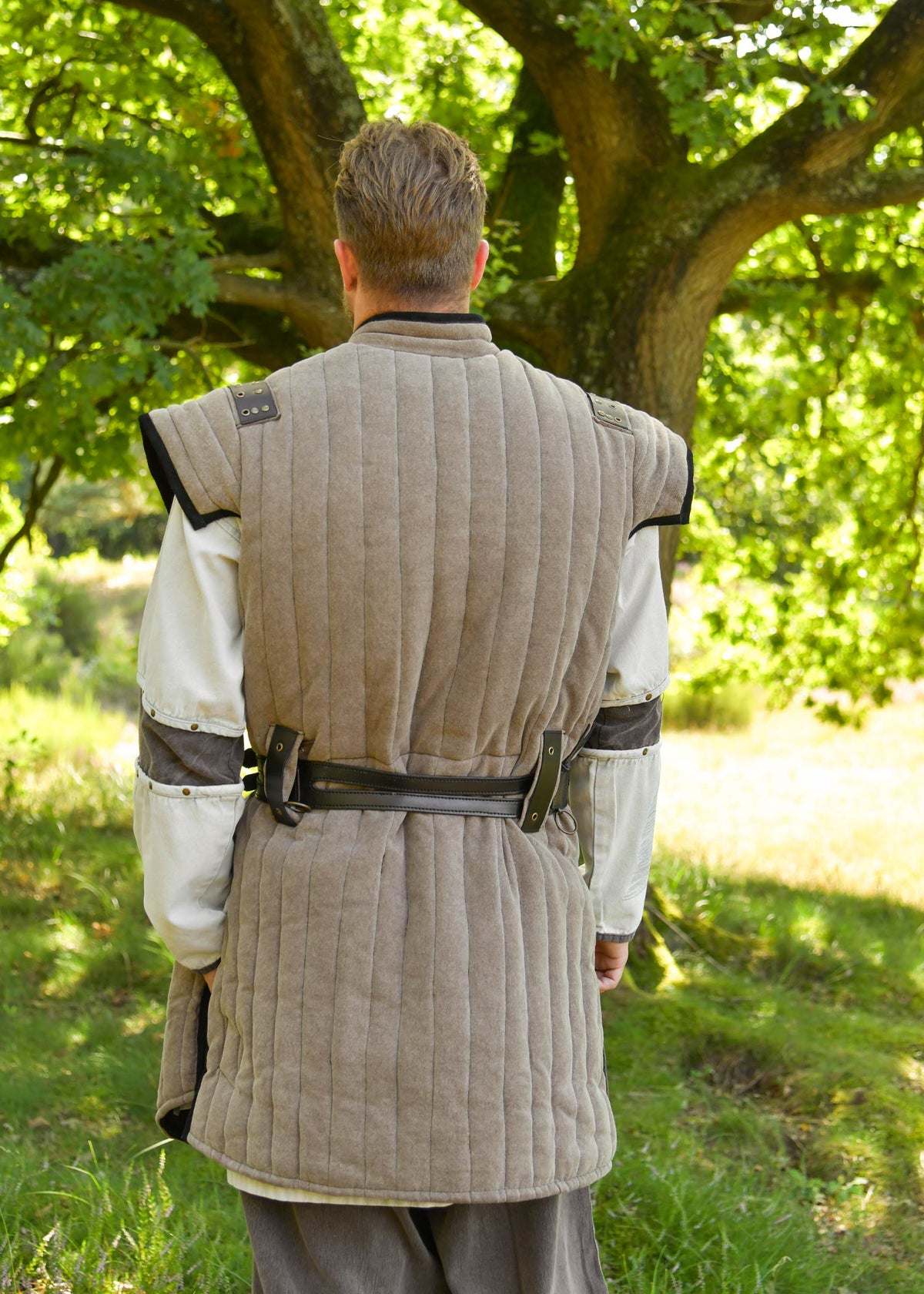 Gambison médiéval Vari aspect usé, marron et noir