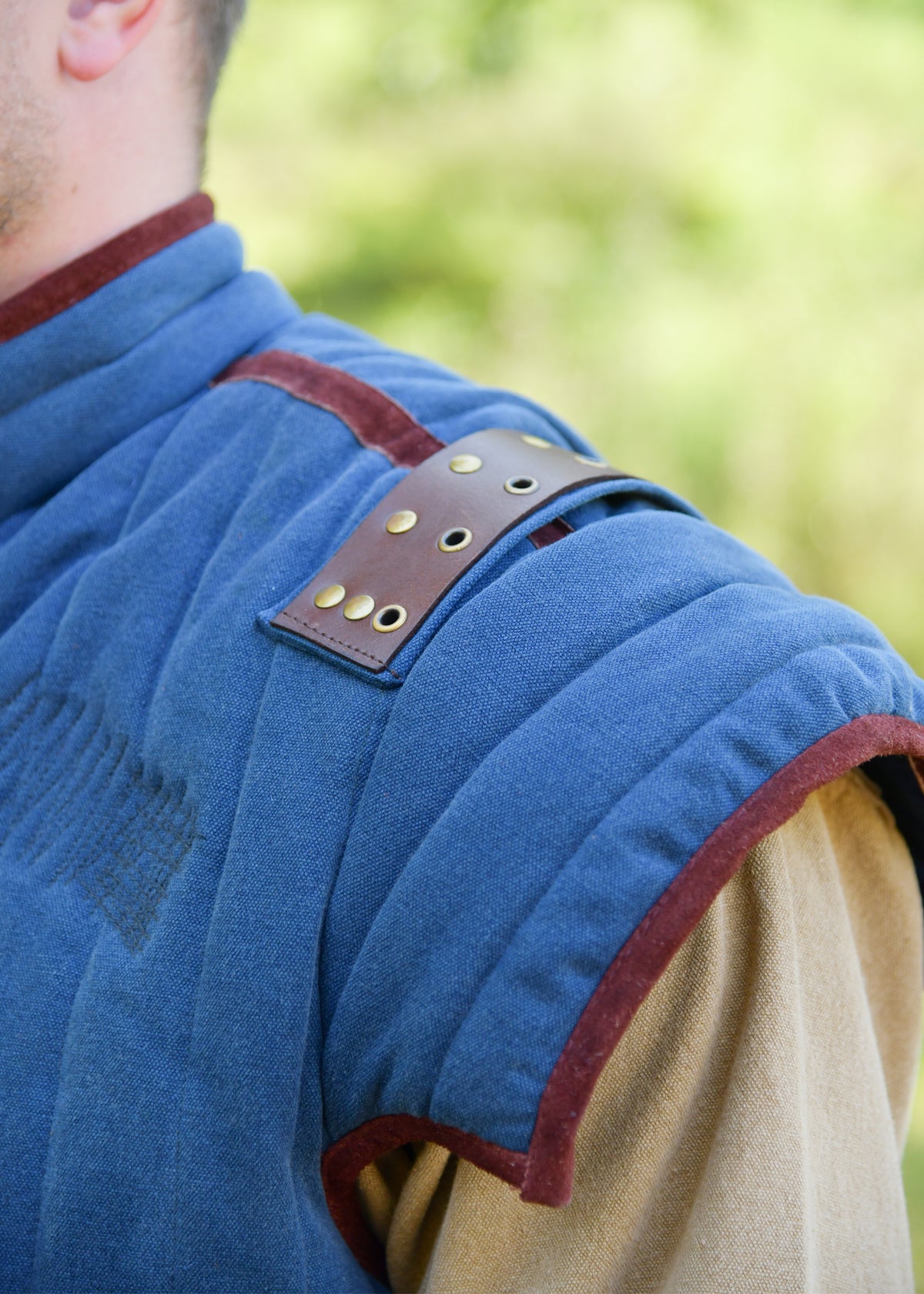 Gambison médiéval Vari aspect usé, bleu et marron