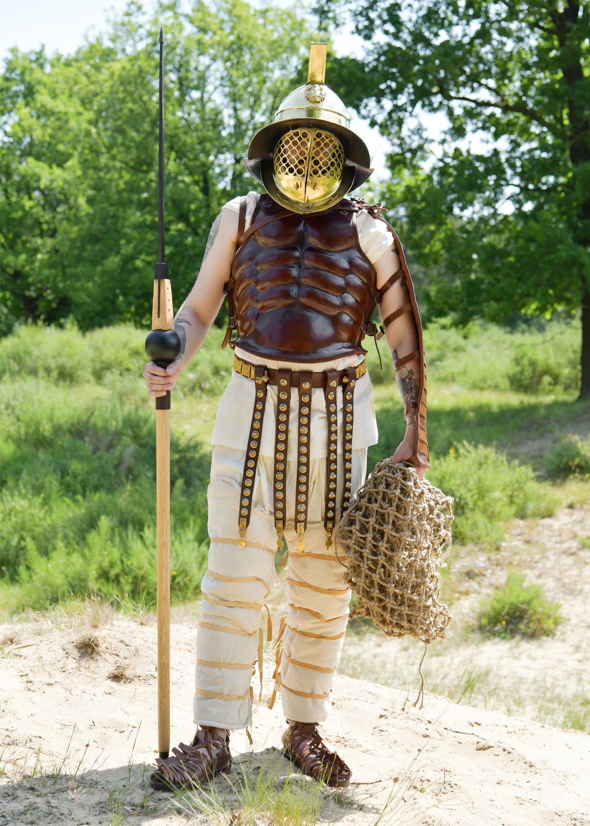 Cuirasse musclée en cuir de style gréco-romain