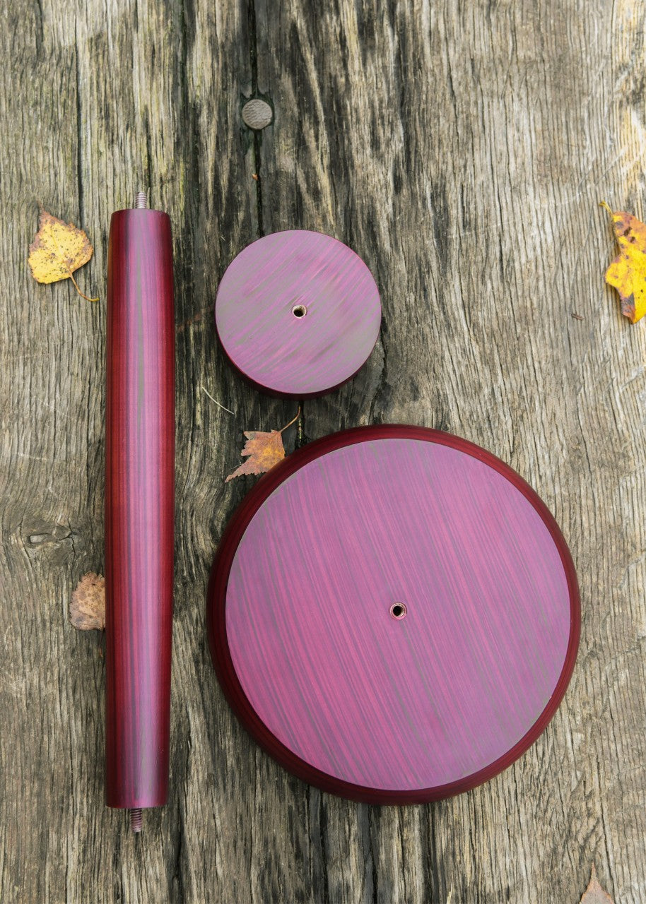 Porte-casque en bois avec socle rond