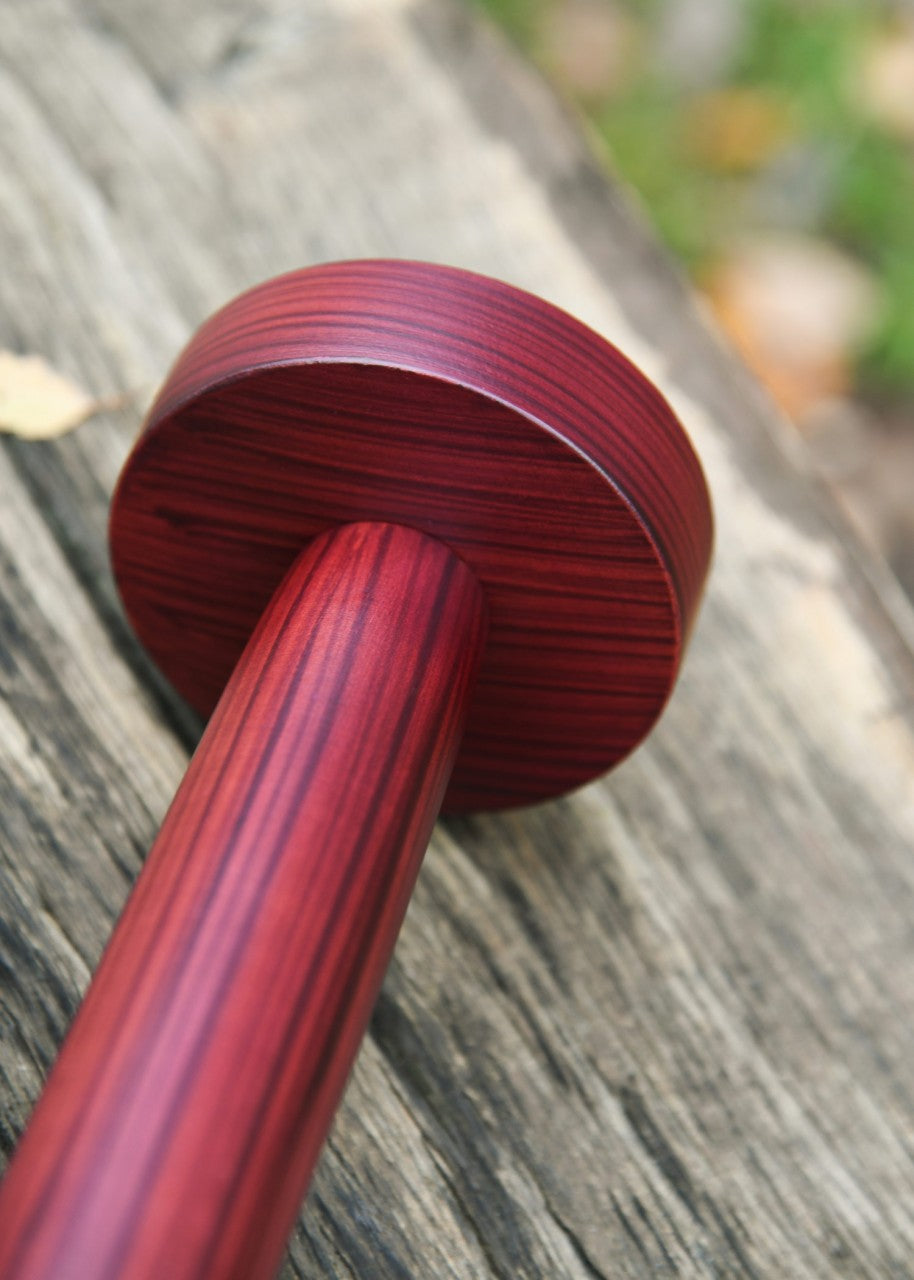 Porte-casque en bois avec socle rond