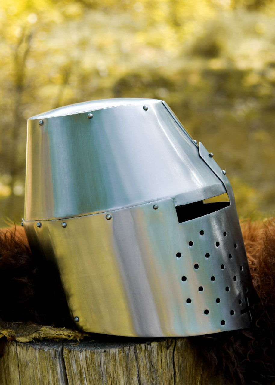 Heaume Pembridge en acier poli, vers 1370