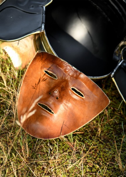 Casque facial impérial gaulois