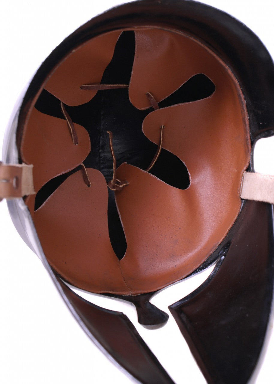 Casque italo-corinthien en acier