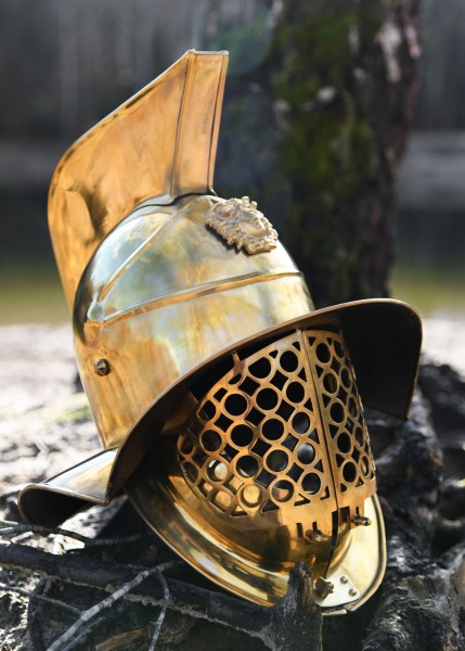 Attischer Helm aus Messing mit Haarbusch, ca. 300 v. Chr.