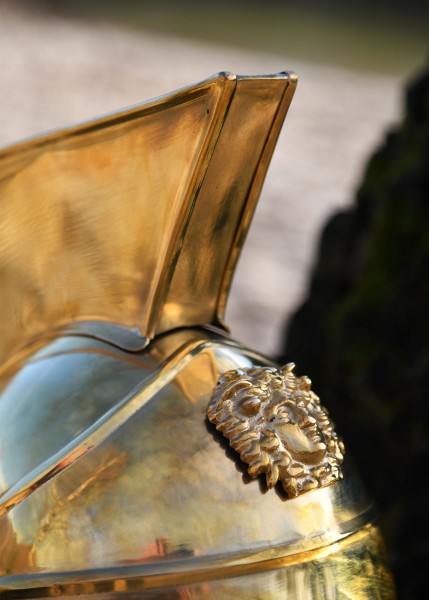 Attischer Helm aus Messing mit Haarbusch, ca. 300 v. Chr.