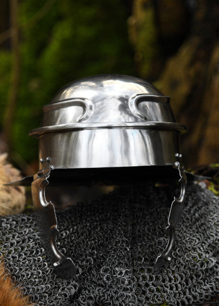 Elmo Attico in Ottone con Cimiero Crinito, circa 300 a.C.