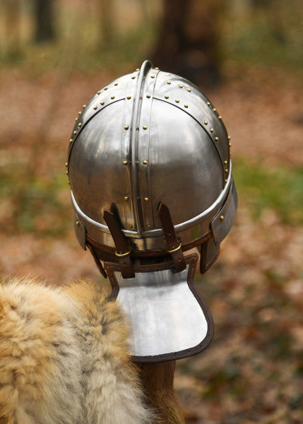 Attischer Helm aus Messing mit Haarbusch, ca. 300 v. Chr.