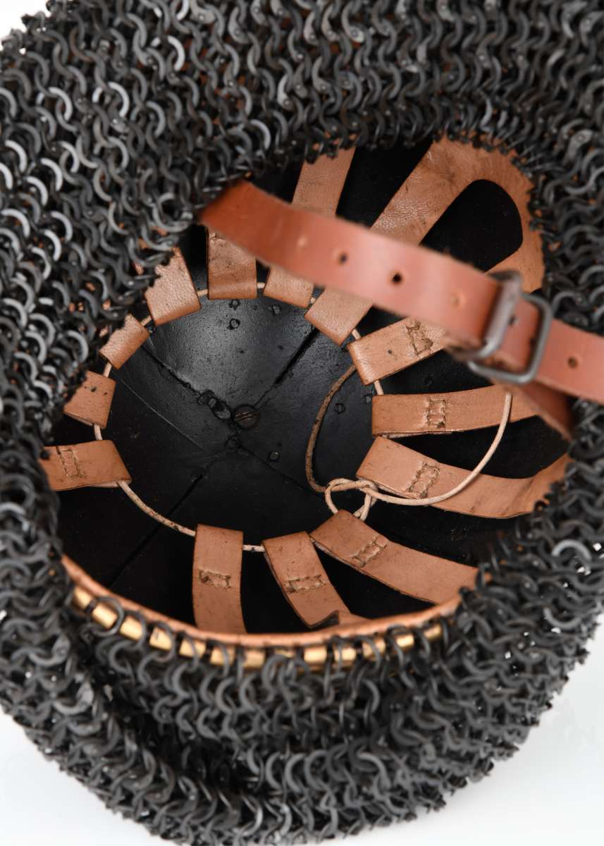 Valsgärde 8 Casque viking