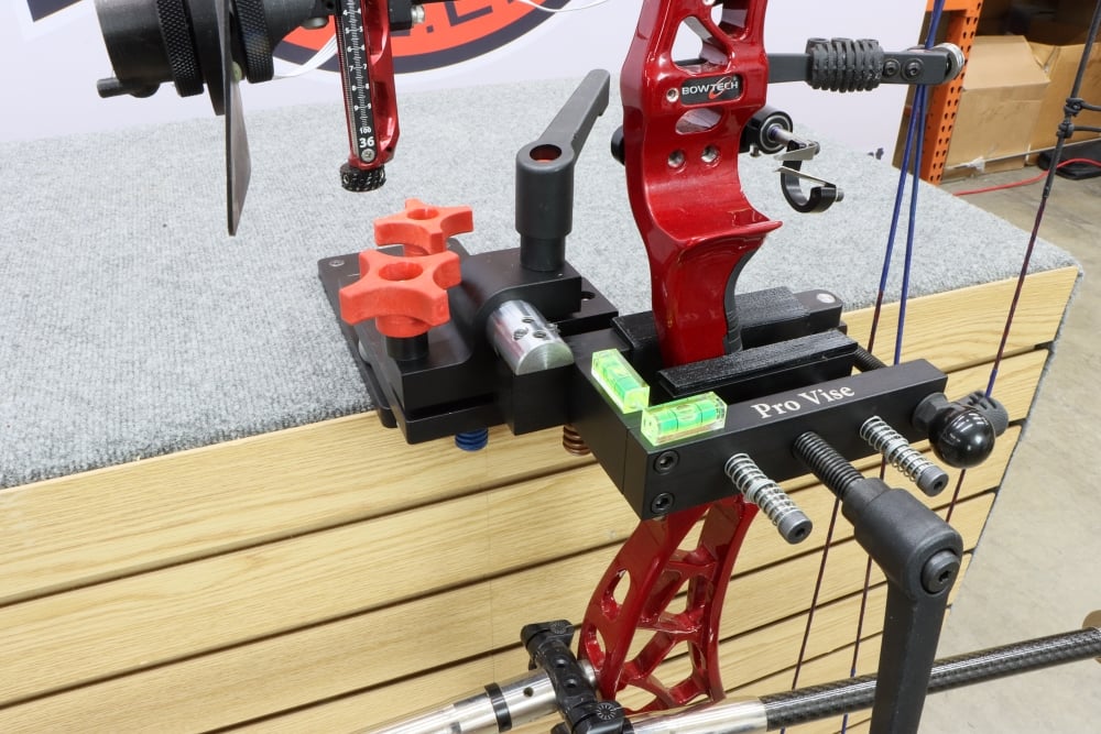 Etau d'Arc Specialty Archery Pro Vise - Vue 2 - Archery Connect
