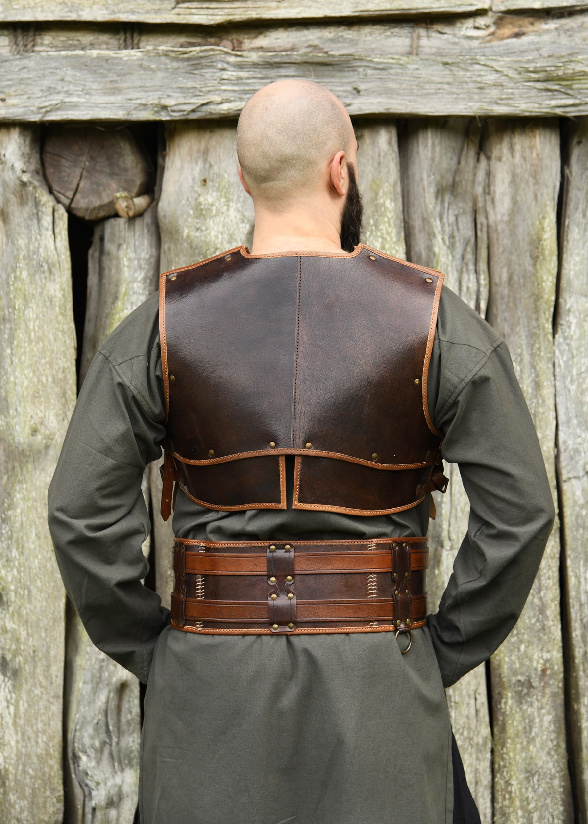 Cuirasse Arnulf en cuir marron