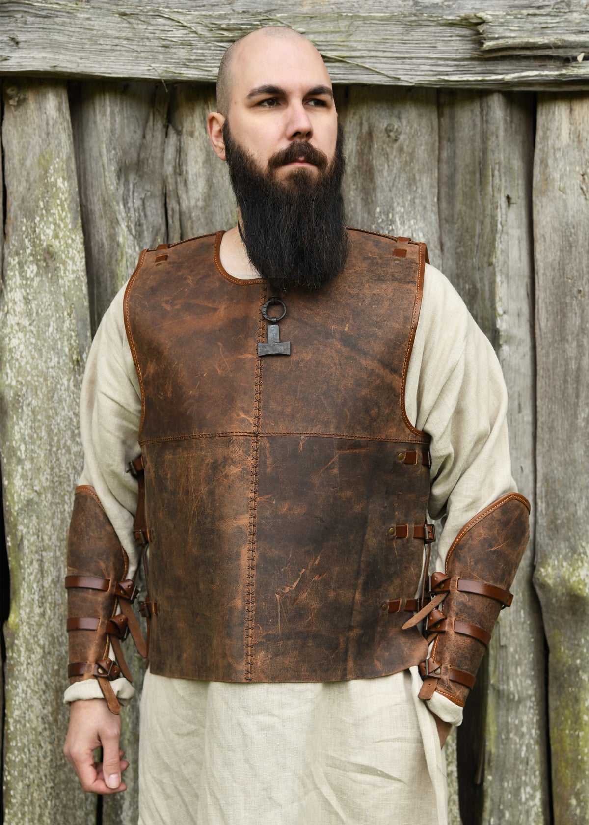 Armure de torse Sindri en cuir gras brun