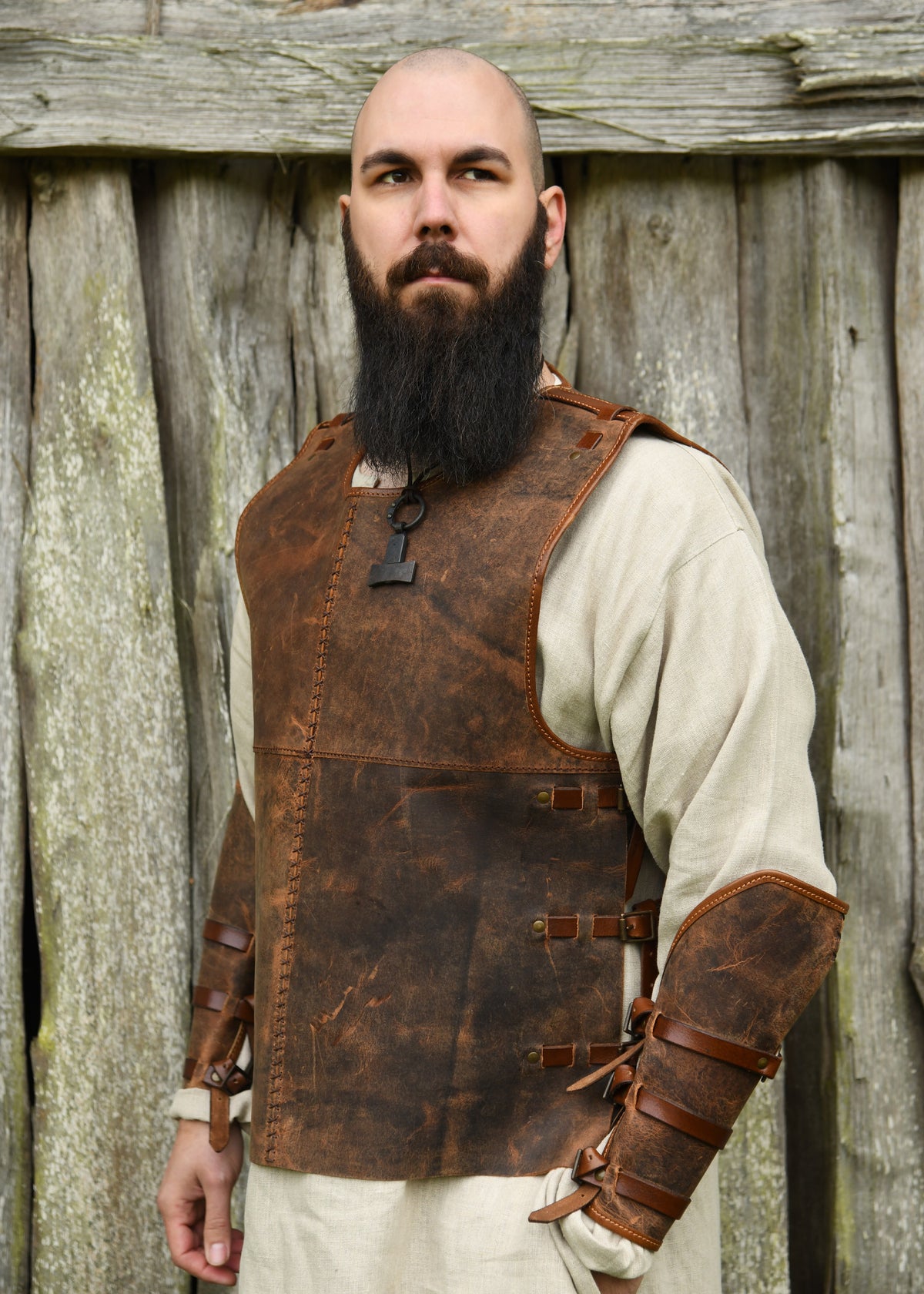 Armure de torse Sindri en cuir gras brun
