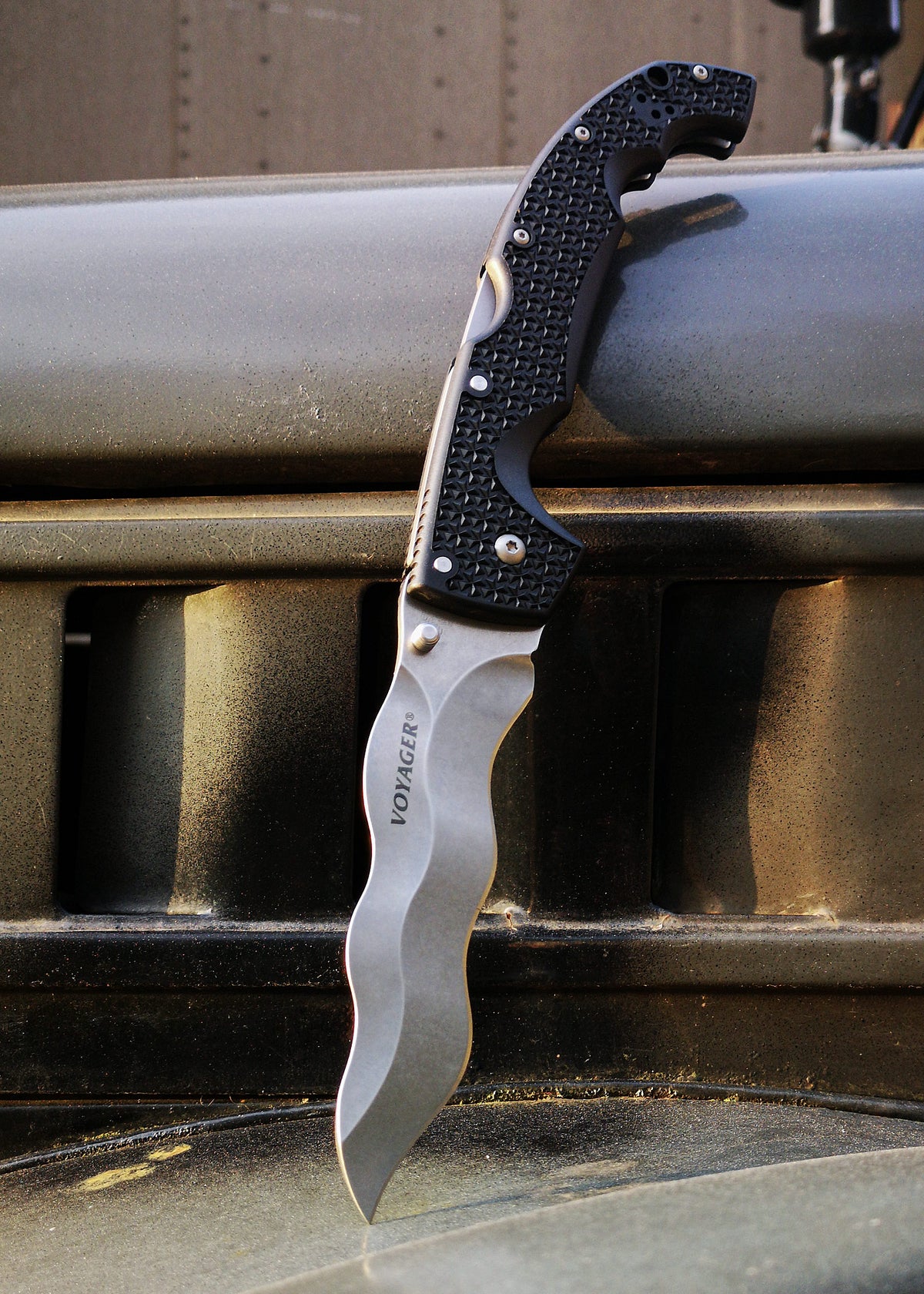 Couteau pliant Cold Steel Kris Voyager, lame kris AUS 10A
