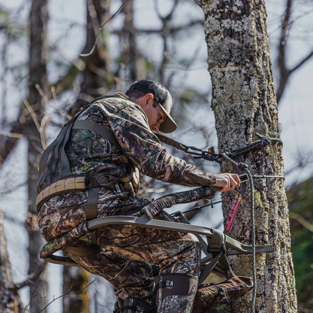 Treestand auto-grimpeur Summit Titan SD