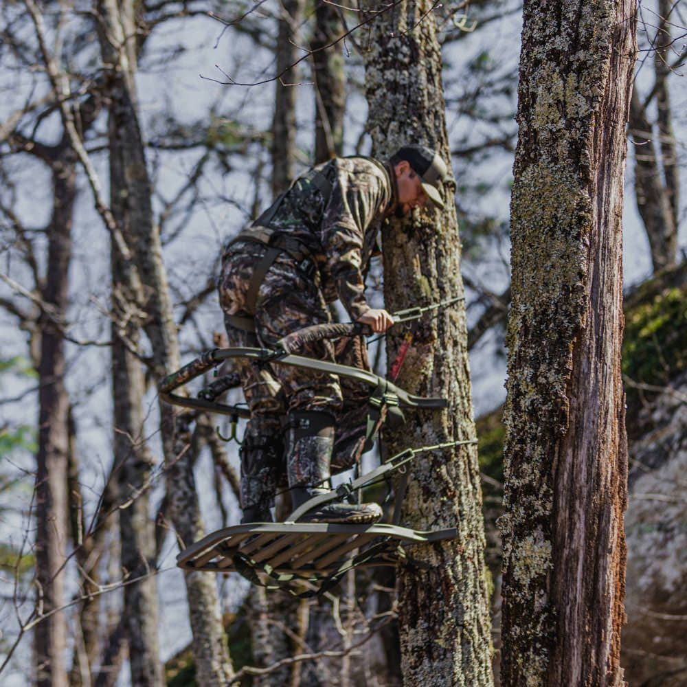 Treestand auto-grimpeur Summit Titan SD
