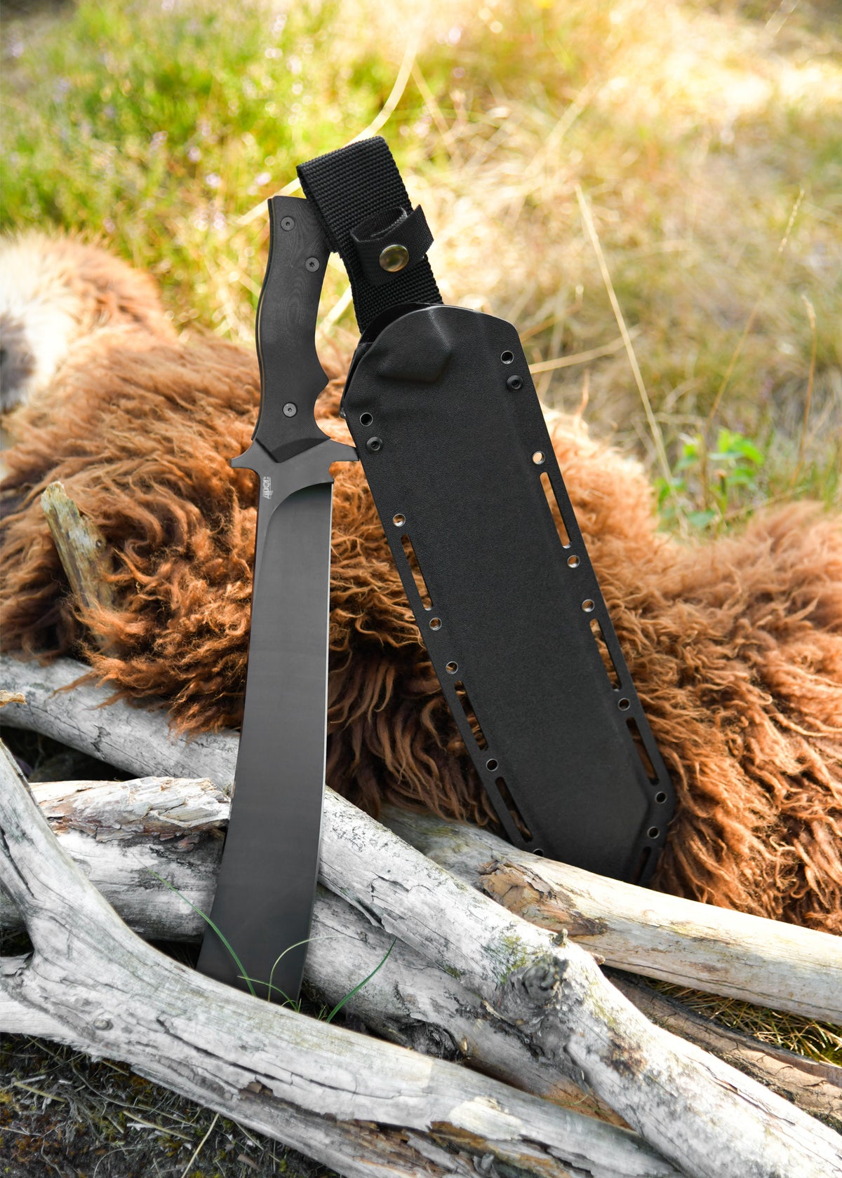Chopper APOC Chop House avec étui Kydex