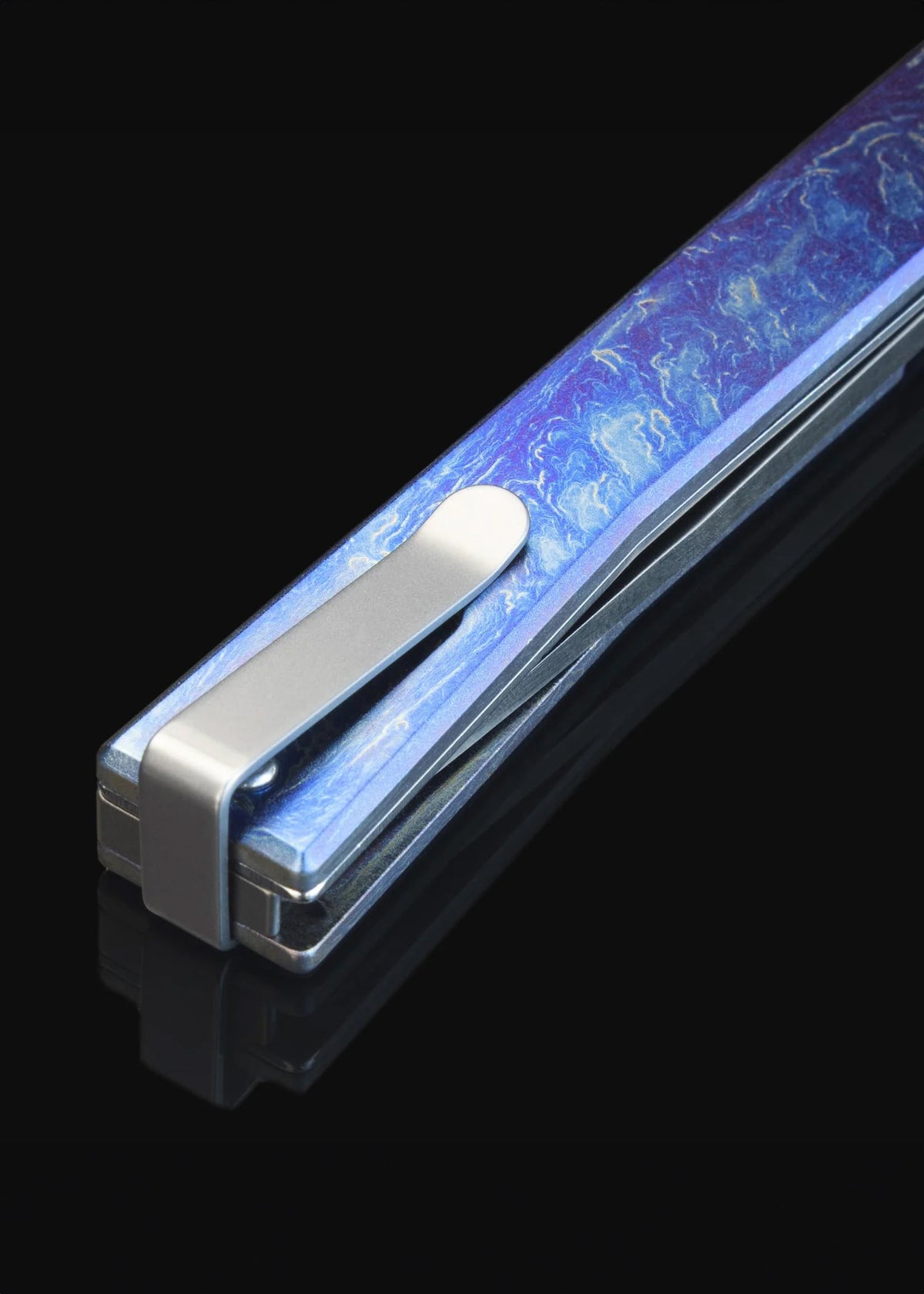 Couteau pliant Ocaso Solstice en titane anodisé
