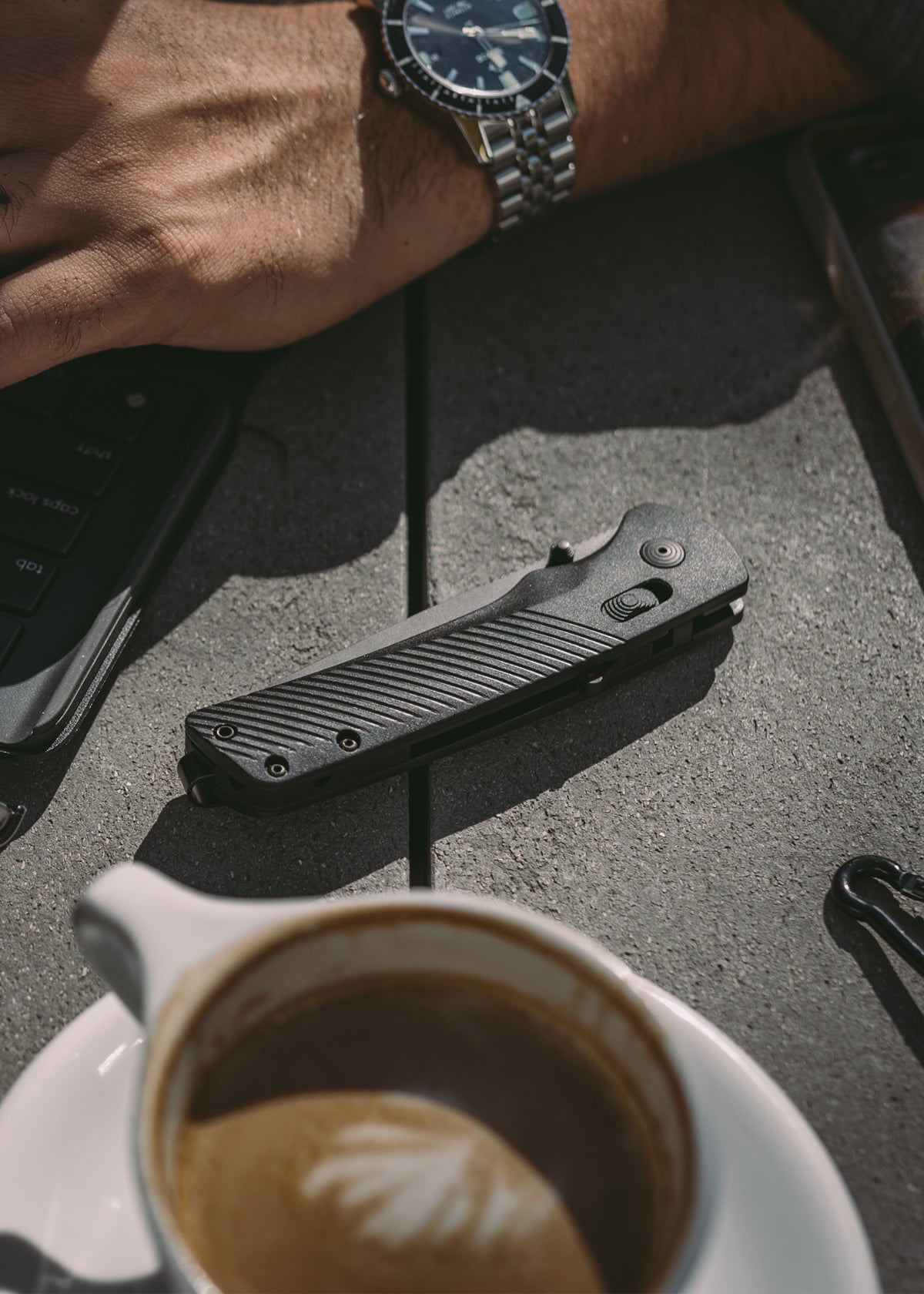 Couteau pliant SOG Flash AT Blackout noir