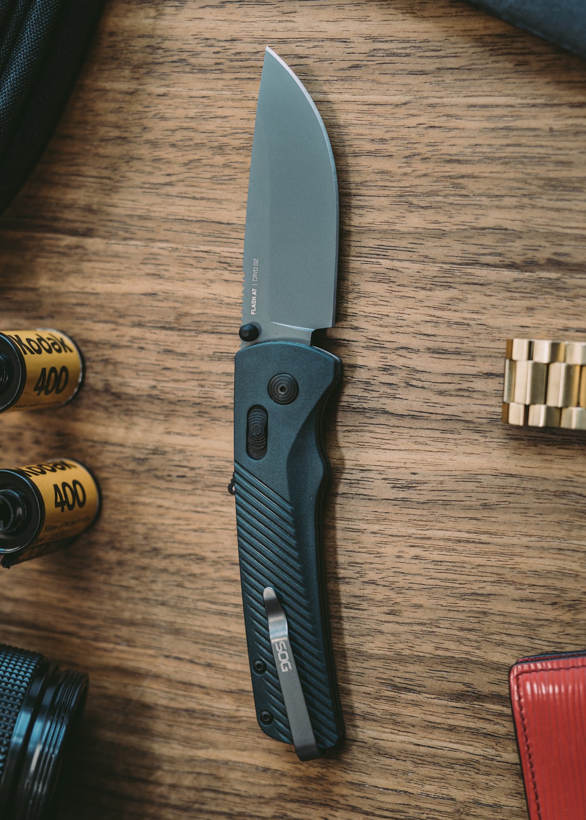 Couteau pliant SOG Flash AT Urban Grey