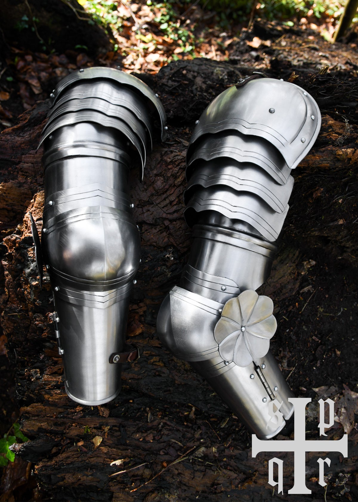 Bras d'armure gothiques complets en acier, la paire