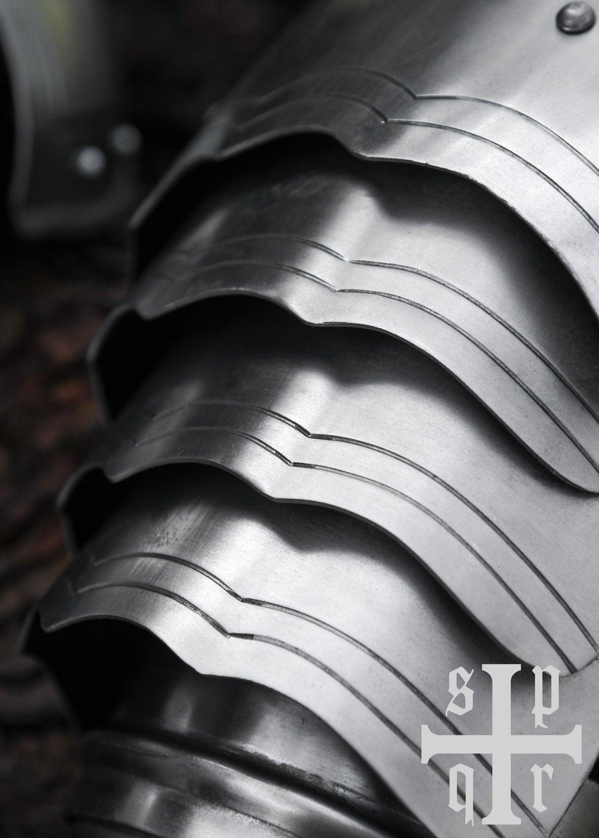 Bras d'armure gothiques complets en acier, la paire