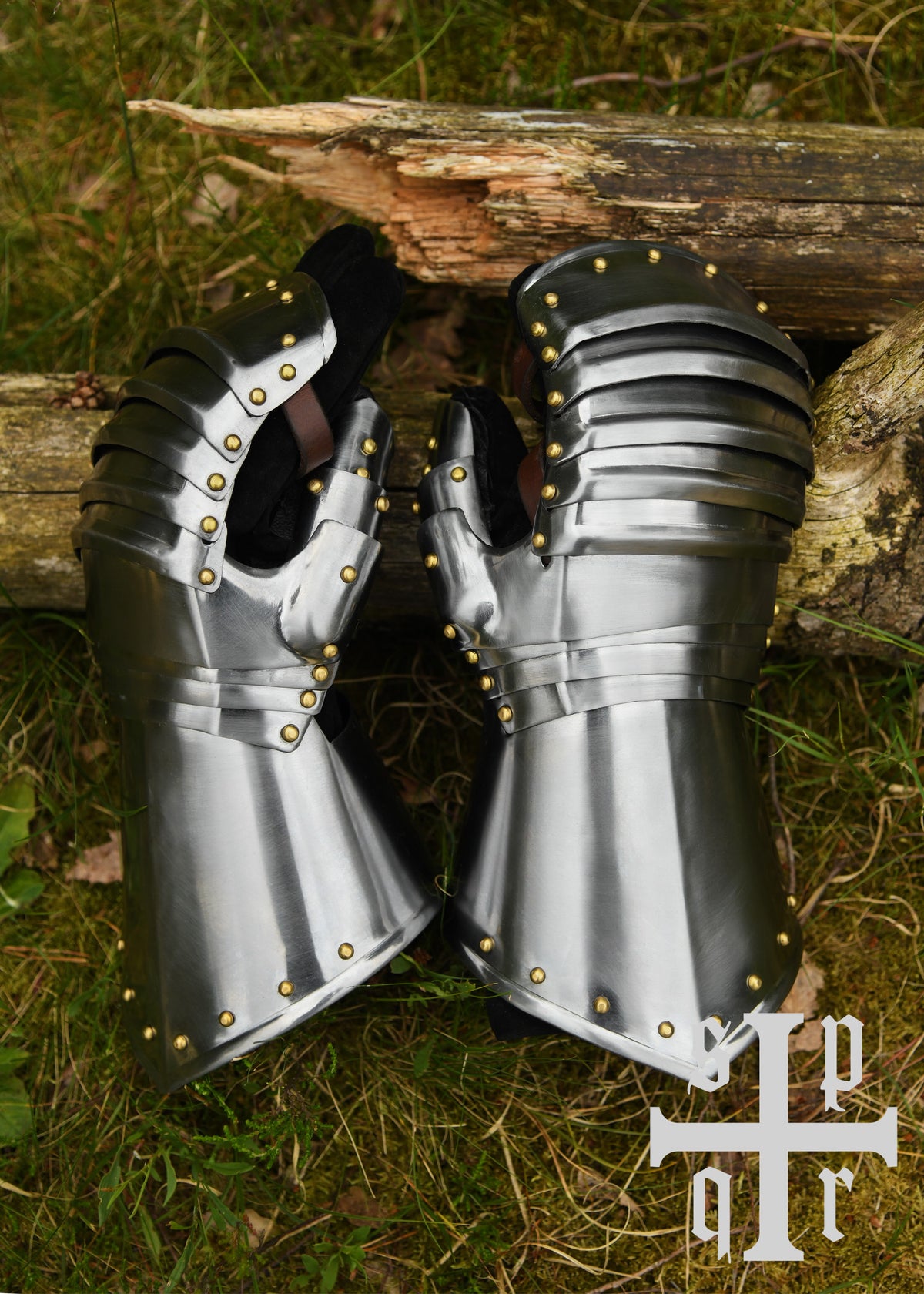 Gantelets mitaines style Maximilien en acier, la paire