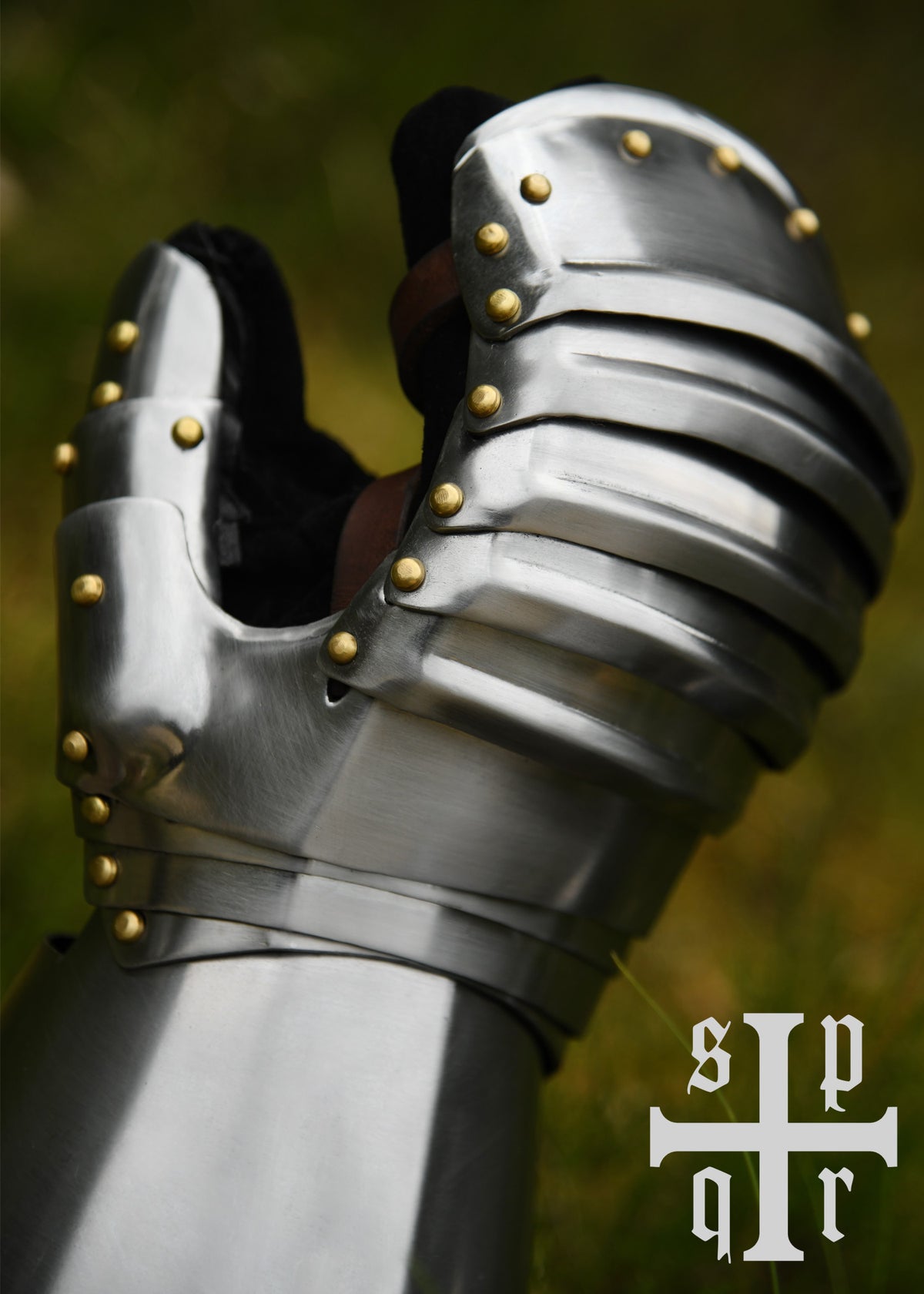 Gantelets mitaines style Maximilien en acier, la paire
