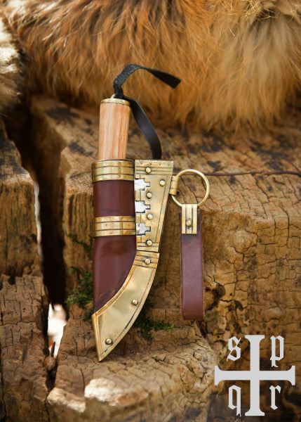 Petit couteau viking, acier au carbone, couteau à fibule
