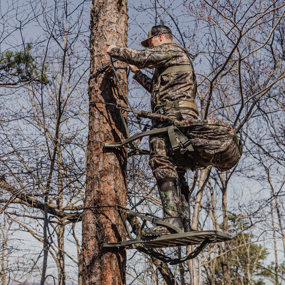 Treestand auto-grimpeur Summit 180° Max SD