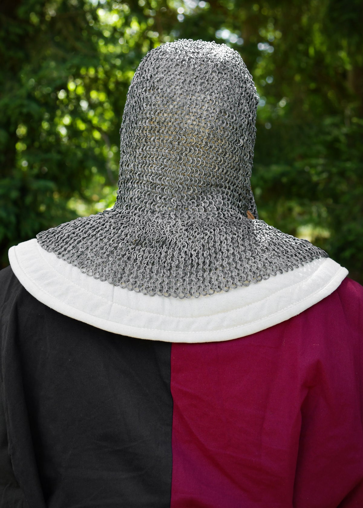 Coiffe de mailles rivetées avec ventail triangulaire