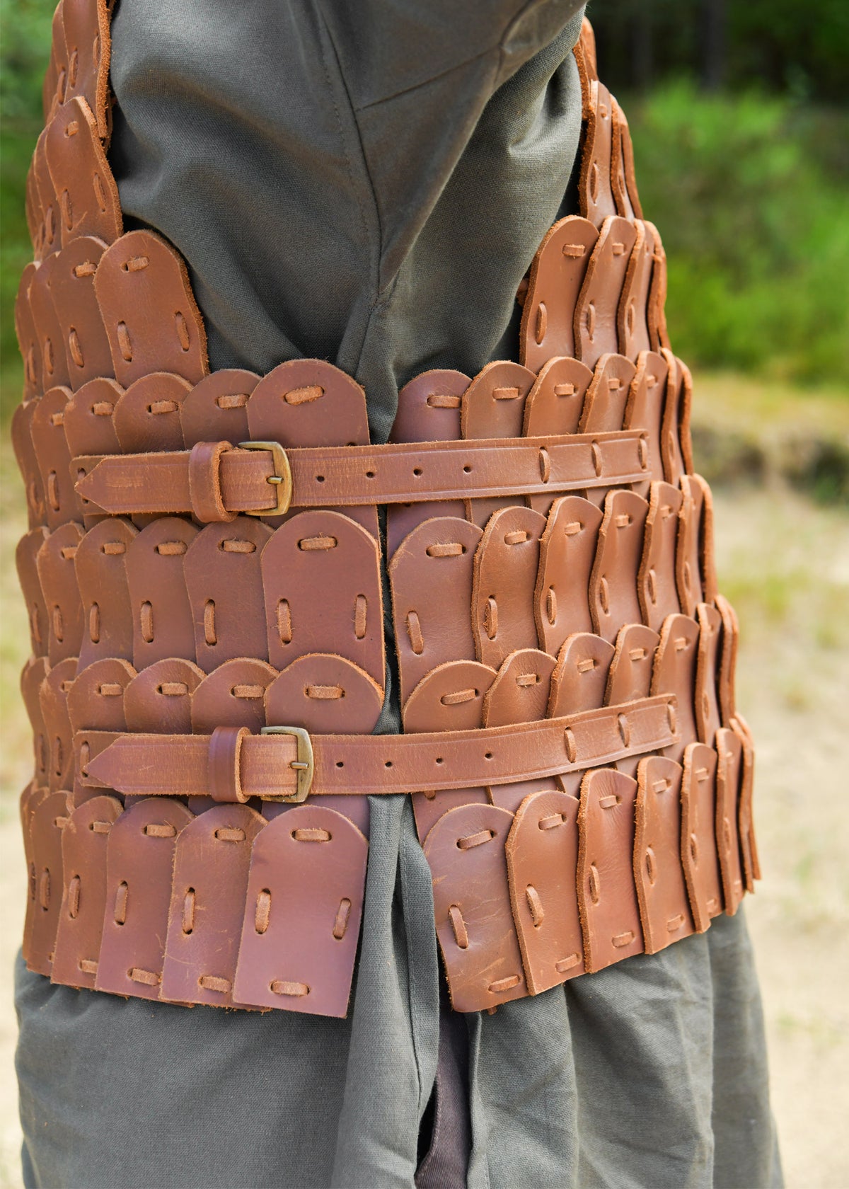 Armure lamellaire en cuir du haut Moyen Âge