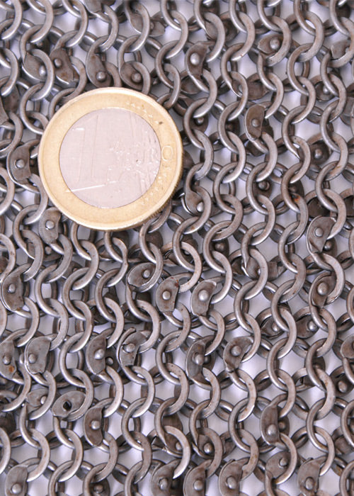 Haubergeon en maille RM rivetée et estampée, DI 6 mm