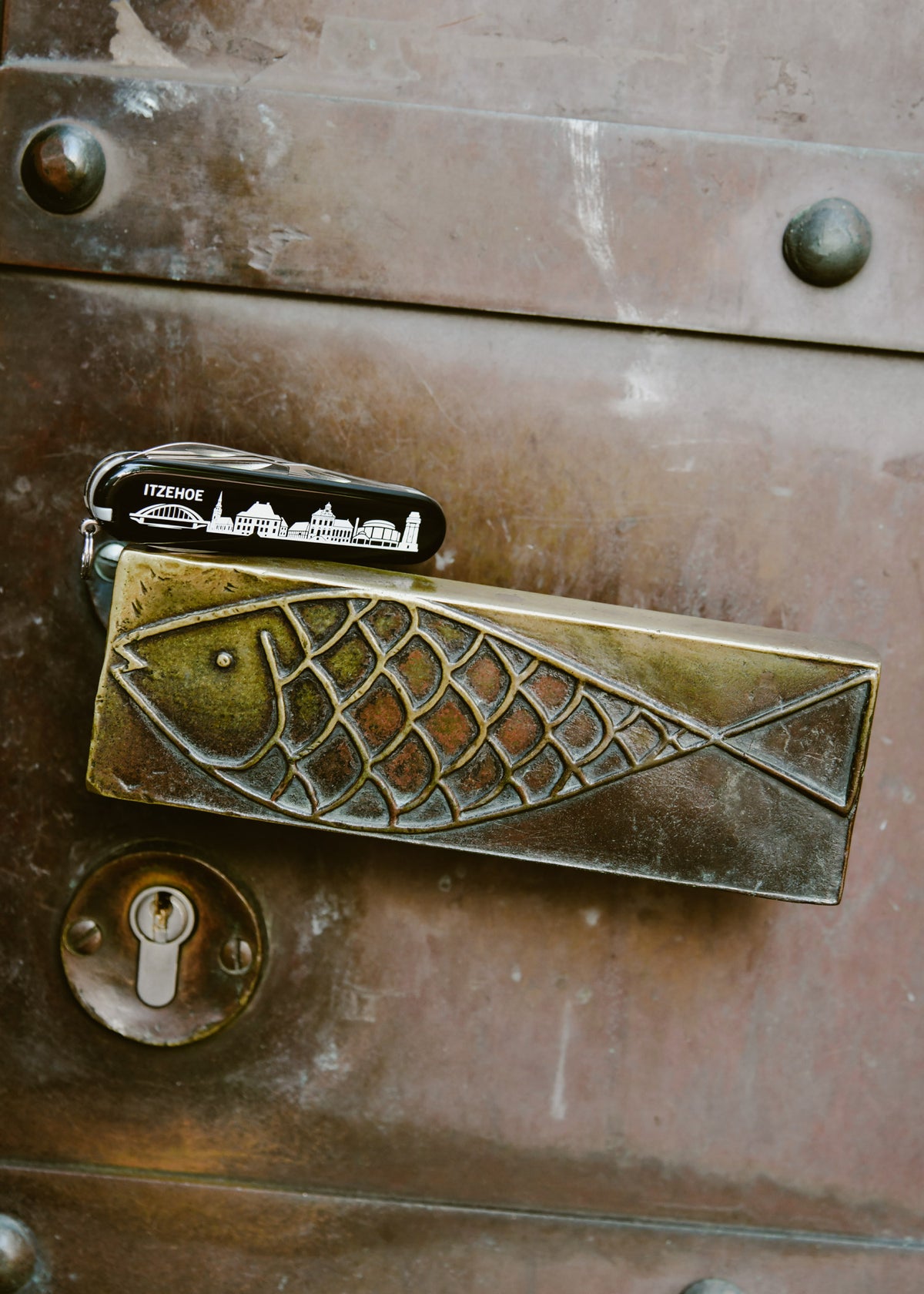 Couteau suisse Victorinox Spartan noir, édition Itzehoe